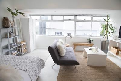 Apartment / Flat For Sale in Green Point, Cape Town