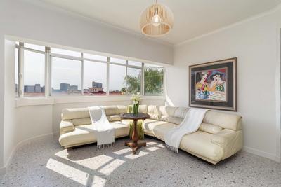 Apartment / Flat For Sale in Zonnebloem, Cape Town